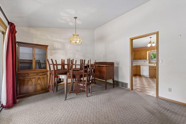 2722 Innsbruck Drive, New Brighton, MN 55112
