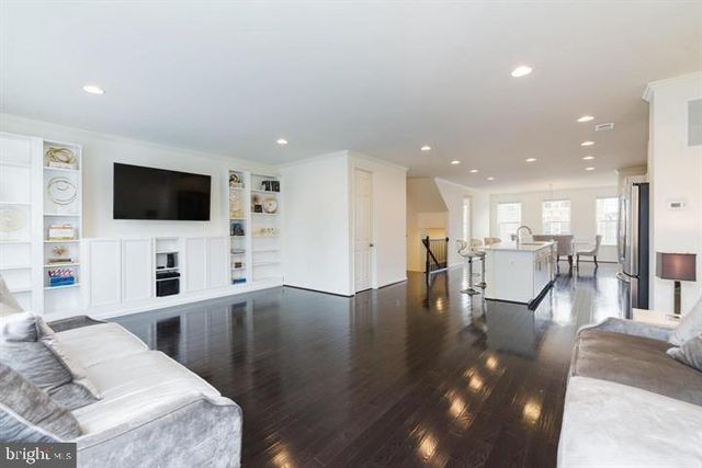 43444 SWEET BRANDY TER, Ashburn, VA 20147