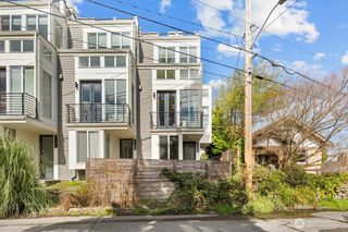 712 W Bertona Street #a, Seattle, WA 98119