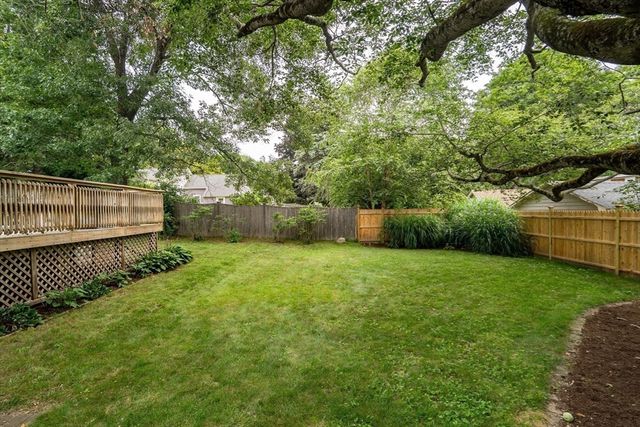 10 Vernon Street, Maynard, MA 01754