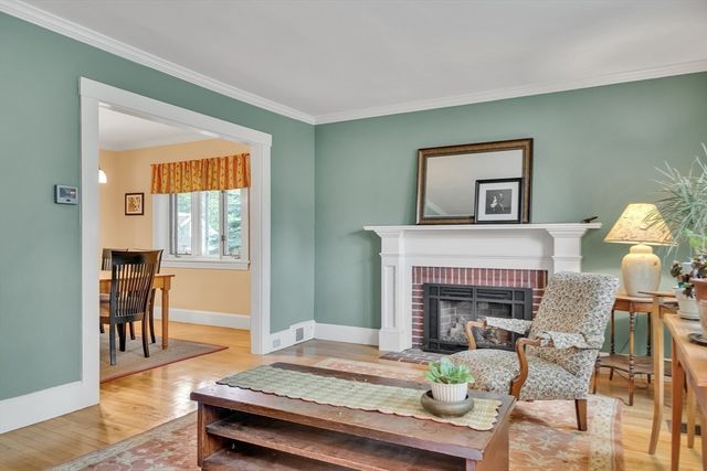 10 Vernon Street, Maynard, MA 01754
