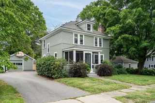 10 Vernon Street, Maynard, MA 01754