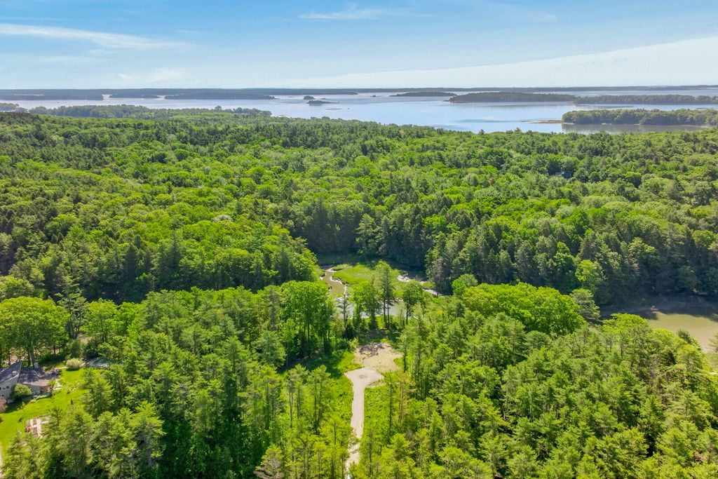 29 Crows Nest Drive, Freeport, ME 04032 — photo 2