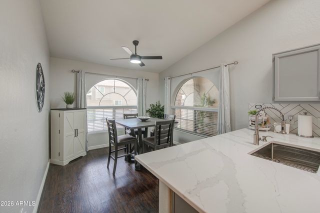 226 N NIELSON Street, Gilbert, AZ 85234