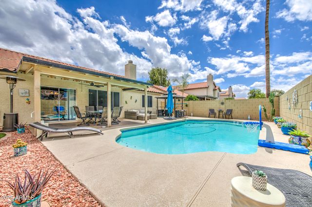 226 N NIELSON Street, Gilbert, AZ 85234