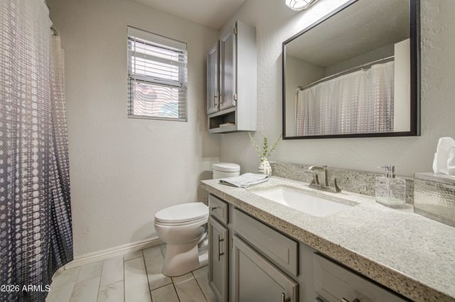 226 N NIELSON Street, Gilbert, AZ 85234