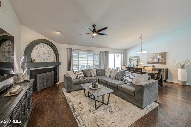 226 N NIELSON Street, Gilbert, AZ 85234