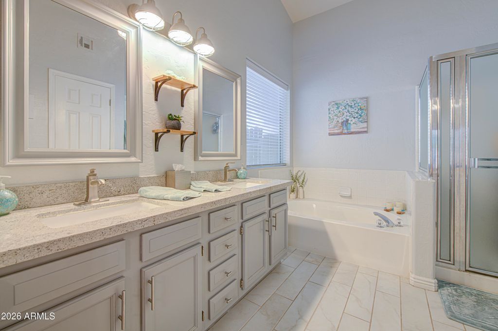 Image 17 of property listing at 226 N NIELSON Street, Gilbert, AZ 85234