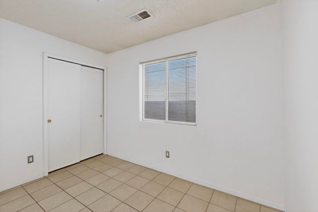 1031 82nd Street SW, Albuquerque, NM 87121
