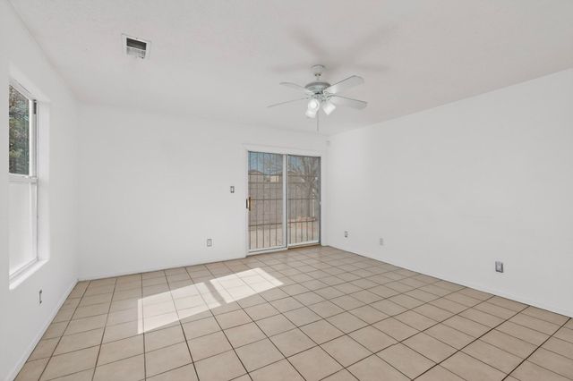 1031 82nd Street SW, Albuquerque, NM 87121