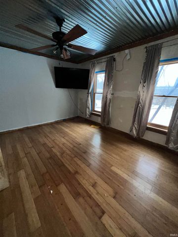 20221 Darden Road, South Bend, IN 46637