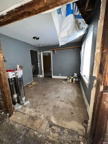 20221 Darden Road, South Bend, IN 46637