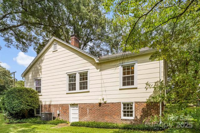 108 S Belvedere Avenue, Gastonia, NC 28054