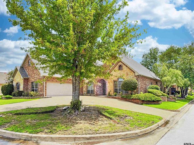 2138 Evansburg Ln, Tyler, TX 75703
