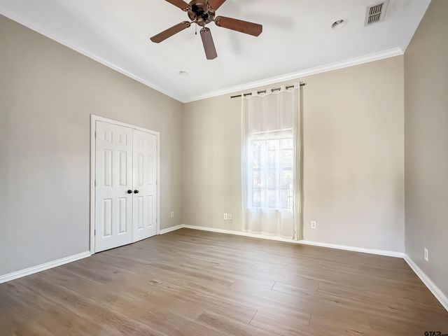 2138 Evansburg Ln, Tyler, TX 75703