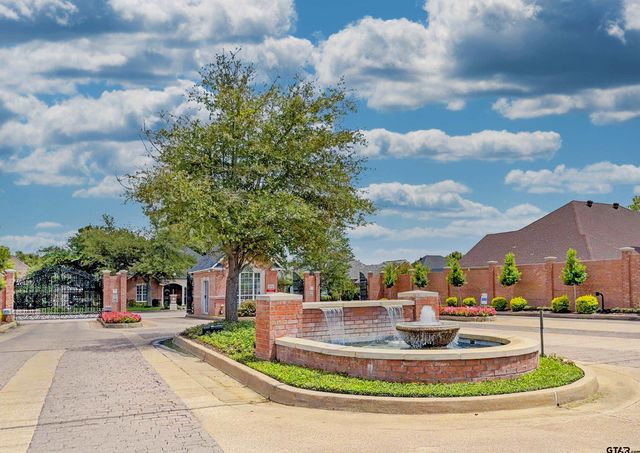 2138 Evansburg Ln, Tyler, TX 75703