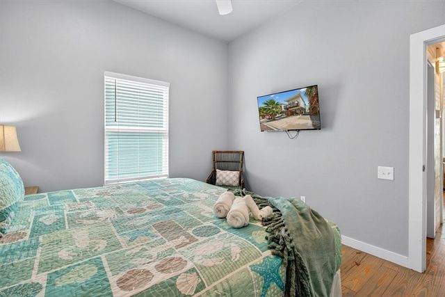 1924 S 11th St 8, Port Aransas, TX 78373