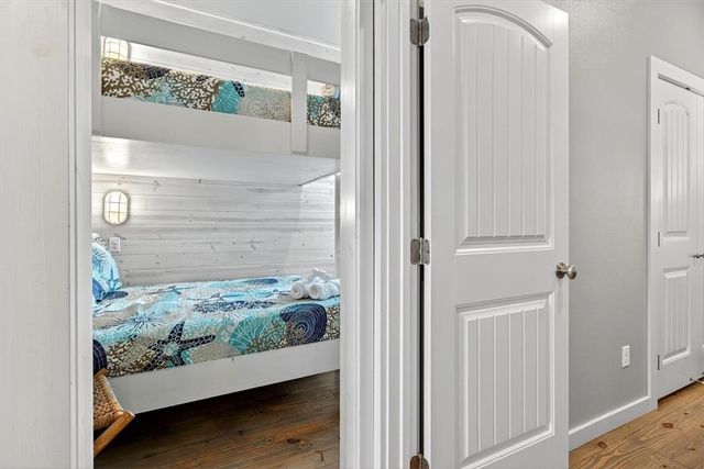 1924 S 11th St 8, Port Aransas, TX 78373