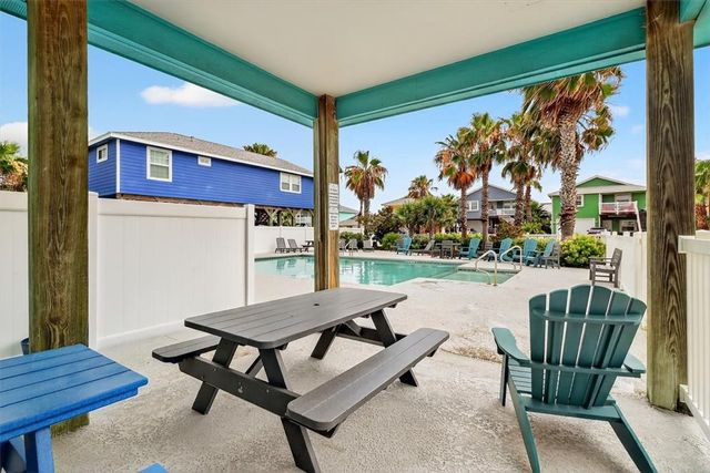 1924 S 11th St 8, Port Aransas, TX 78373