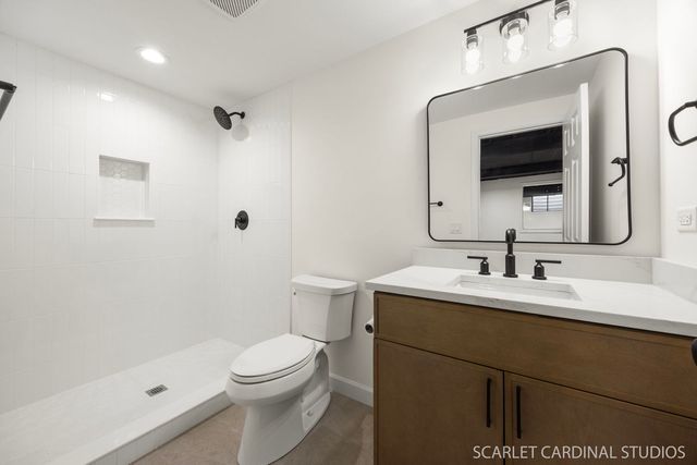 8 Concord Drive, Oak Brook, IL 60523