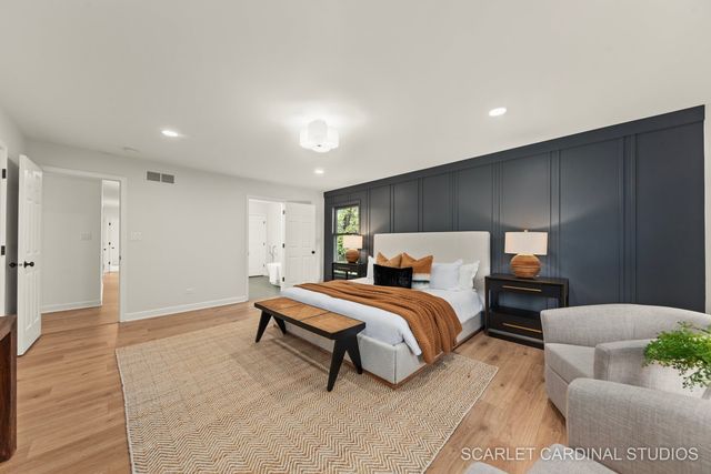 8 Concord Drive, Oak Brook, IL 60523