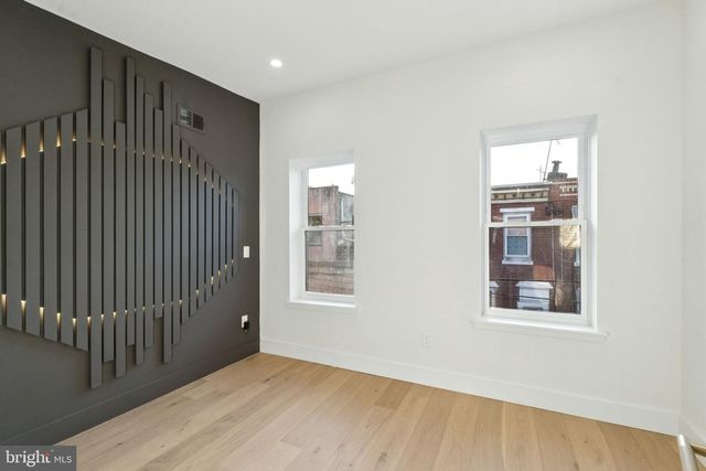1645 S MOLE ST, Philadelphia, PA 19145