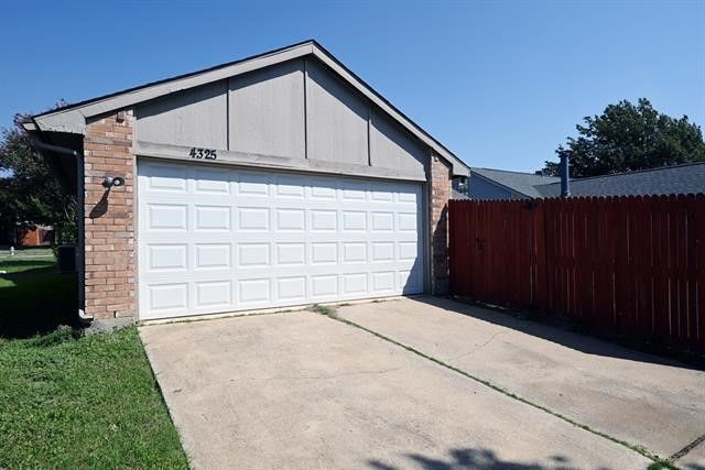 4325 Ireland Drive, The Colony, TX 75056
