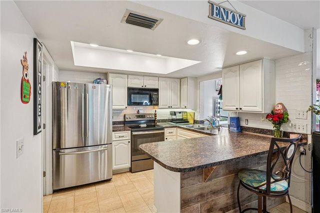 17034 Golfside CIR 701, Fort Myers, FL 33908