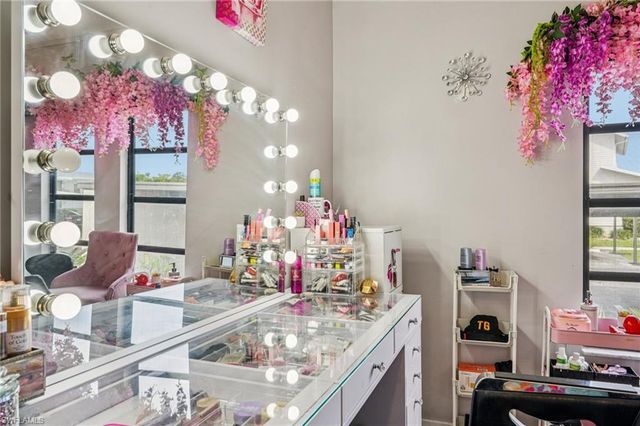 17034 Golfside CIR 701, Fort Myers, FL 33908