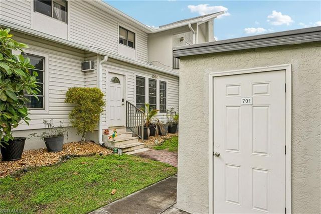 17034 Golfside CIR 701, Fort Myers, FL 33908