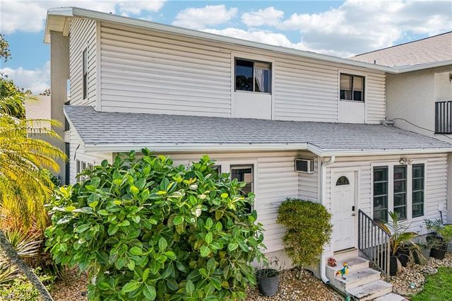 17034 Golfside CIR 701, Fort Myers, FL 33908