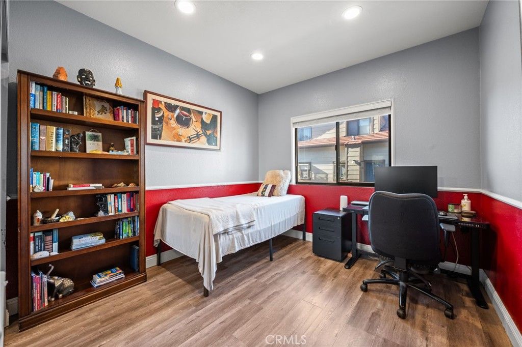 Image 25 of property listing at 158 Maegan 7, Thousand Oaks, CA 91362