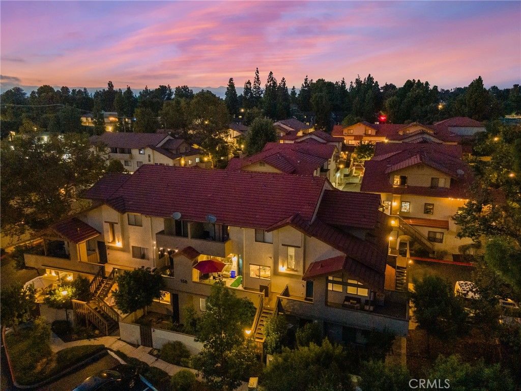 Image 30 of property listing at 158 Maegan 7, Thousand Oaks, CA 91362
