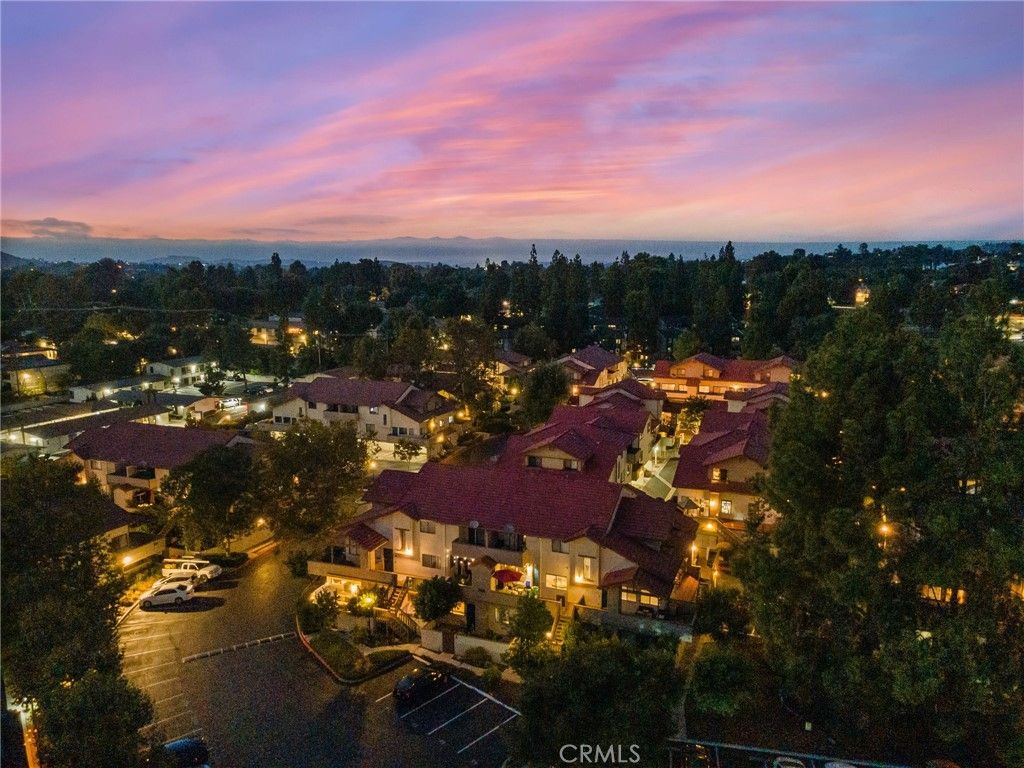Image 31 of property listing at 158 Maegan 7, Thousand Oaks, CA 91362
