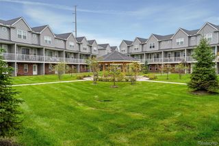 3971 Trailwaycommons Circle, Auburn Hills, MI 48326