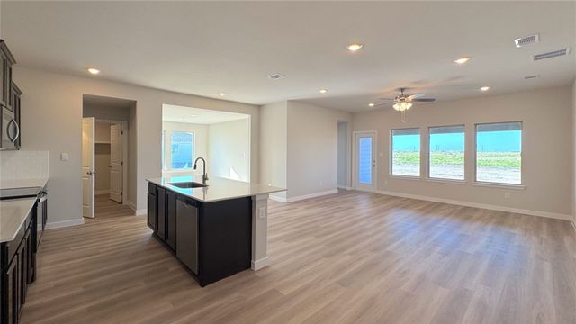 861 Fisher's Island Circ, Corpus Christi, TX 78415