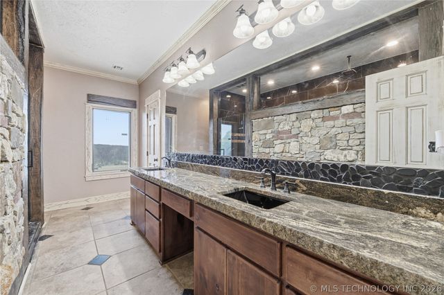 14751 S 4220 Road, Claremore, OK 74017