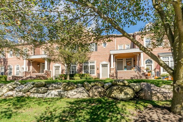 695 River Park Village Boulevard, Northville, MI 48167