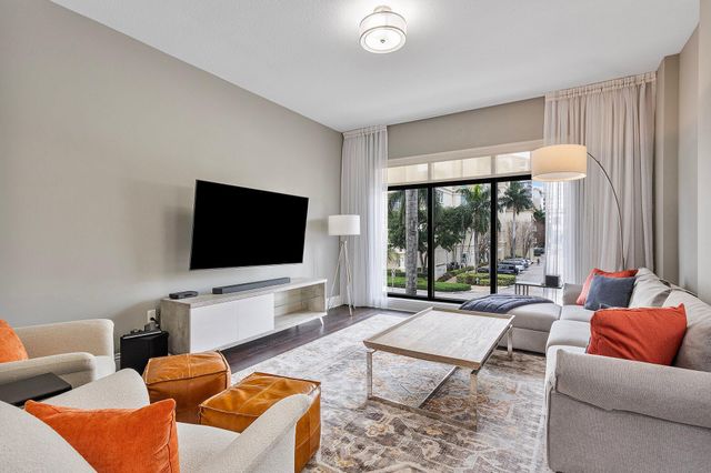 200 E Palmetto Park Road 10, Boca Raton, FL 33432