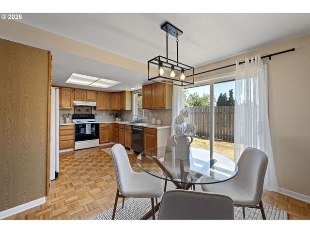3843 SOUZA St, Eugene, OR 97402