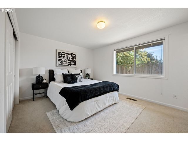 3843 SOUZA St, Eugene, OR 97402