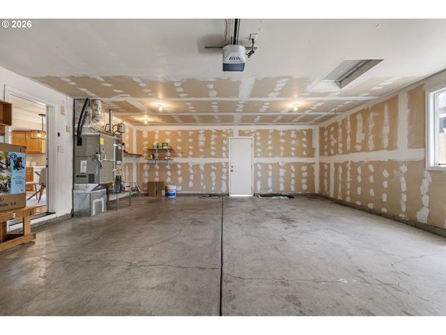 3843 SOUZA St, Eugene, OR 97402