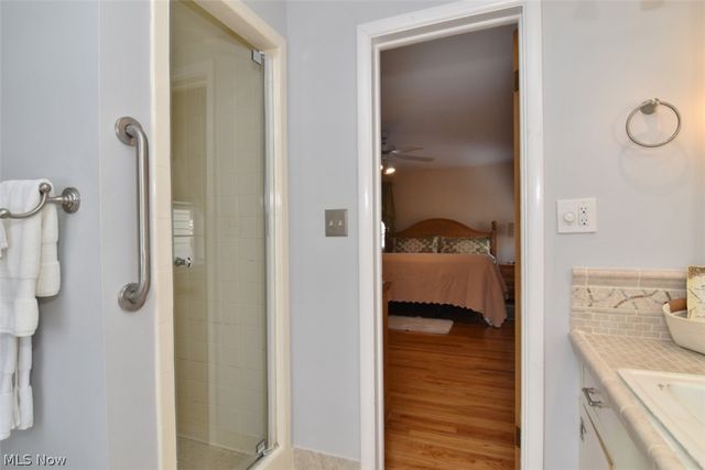 15991 Henley Road, Cleveland, OH 44112