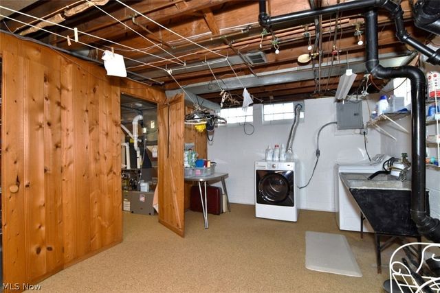 15991 Henley Road, Cleveland, OH 44112