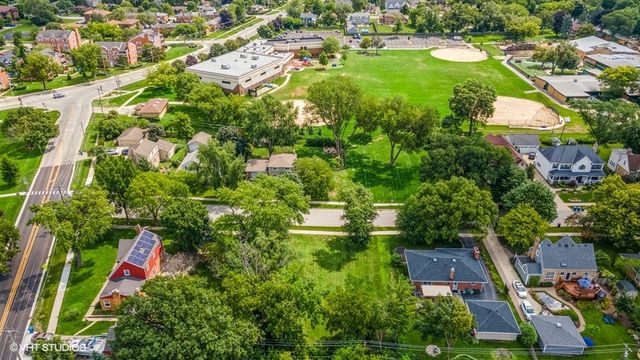 322 S Elm Street, Itasca, IL 60143