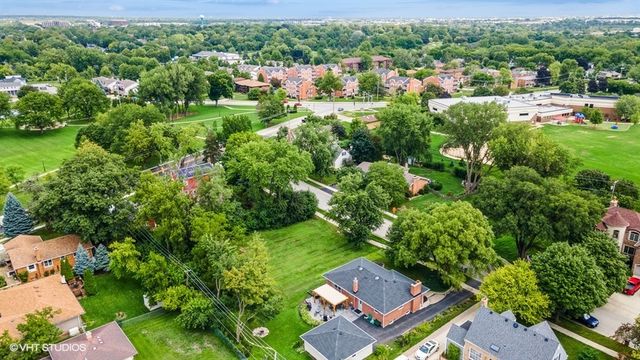 322 S Elm Street, Itasca, IL 60143