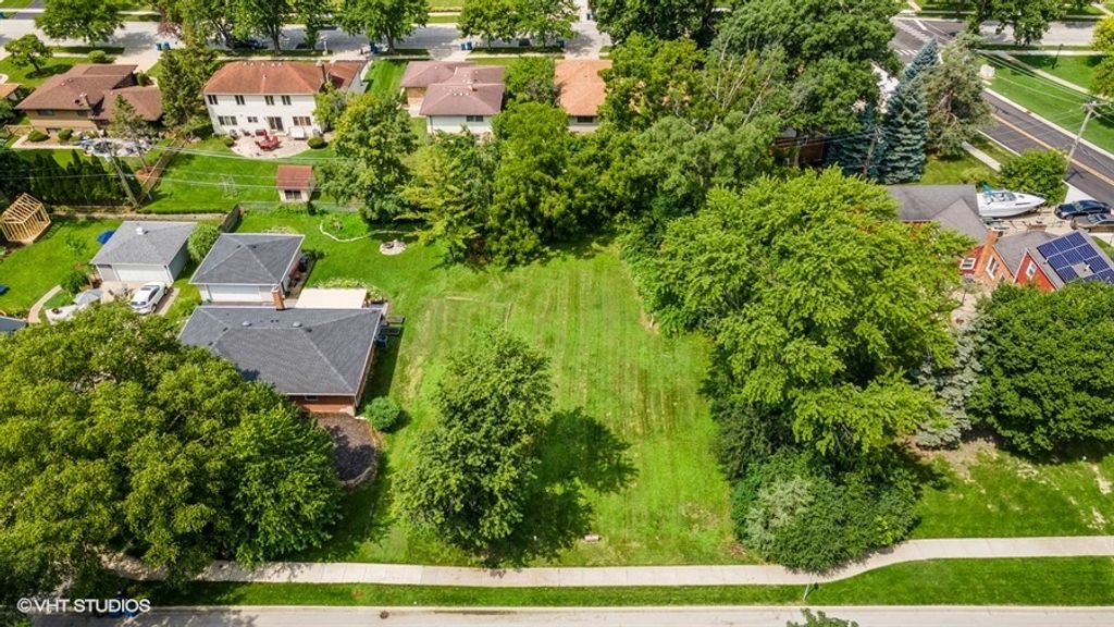 322 S Elm Street, Itasca, IL 60143
