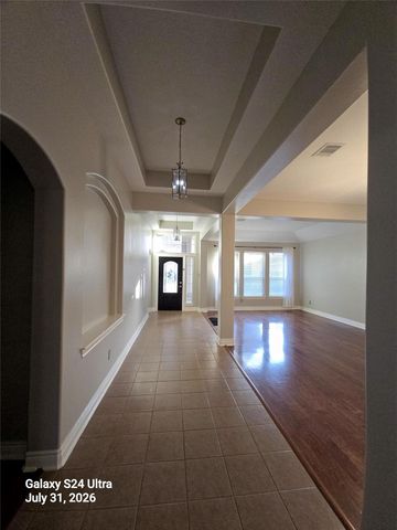 5031 Gulf Stream Lane, Bacliff, TX 77518