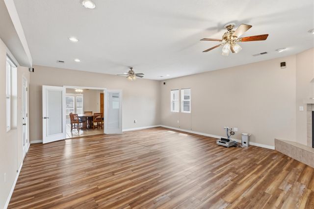 3301 May Circle SE, Rio Rancho, NM 87124