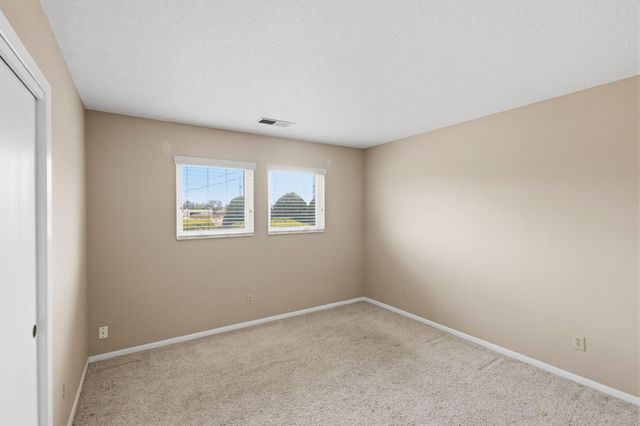 3301 May Circle SE, Rio Rancho, NM 87124